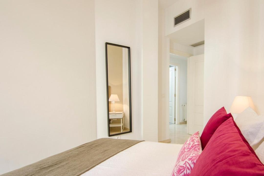 Cruz Apartment Madrid Exterior foto